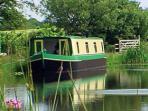 Houseboat vacations in Devon, England