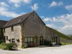 Peak District self catering cottage sleeps up to 10, Derbyshire