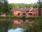 Peak District holiday cottages, sleeps up to 32, England