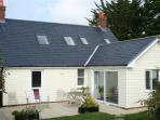 Isle of Wight self catering country bungalow, England