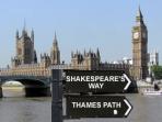 Shakespeares Way & Thames Path walking vacation