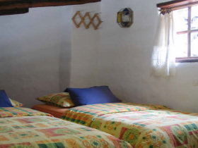 Tenerife vacation apartments, sleeps 2