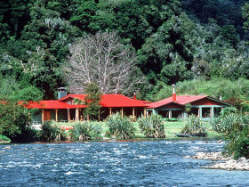 New Zealand wilderness accommodation, South Island