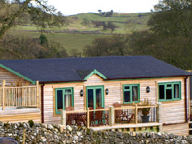 Peak District self catering log cabins, England