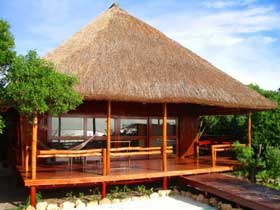 Mozambique luxury beach lodge