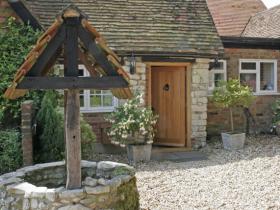 Welcome to Old Timbers Cottage