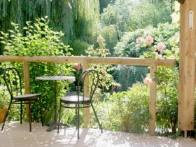 a quiet corner at the auberge