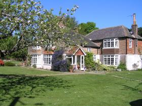 High Weald bed and breakfast cottage, England
