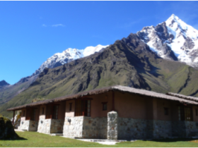 Machu Picchu lodge based hike, Peru