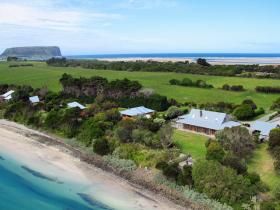 Stanley beachside retreat in Tasmania, Australia