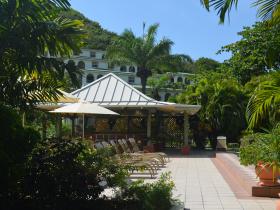 Aqua Pool Bar & Terrace