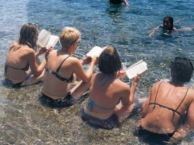 Writing courses in Greece
