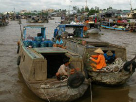 Vietnam adventure holiday, with volunteering