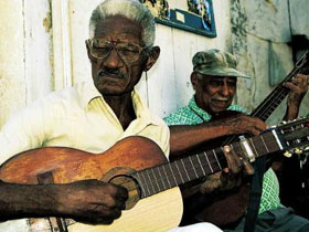Small group tours to Cuba