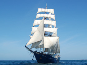 Galapagos cruise options, tailor made