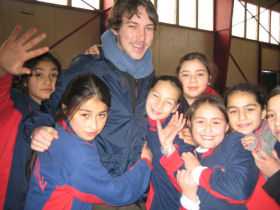 Teach children in Chile