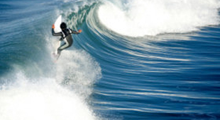 Surfing & windsurfing vacations
