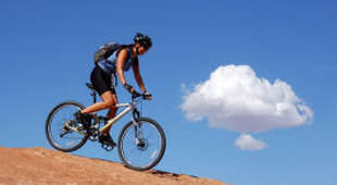 Bicycling day tours vacations