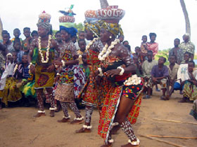 Ghana vacations, eco lodge with village tour