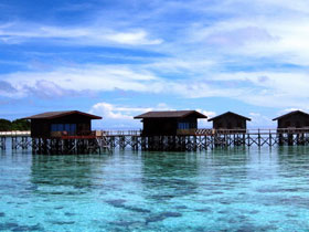 Pom Pom Island resort in Borneo