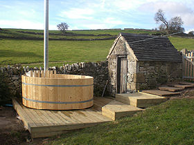 Peak District self catering log cabins, England