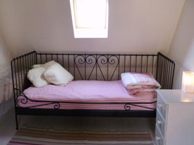 Loire Valley self catering farm cottage, France