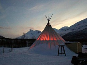 Northern Lights and activity vacation in Norway