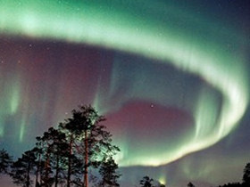 Northern Lights vacation in Lapland, aurora alarm