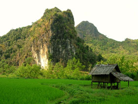 Laos adventure holiday, Bangkok to Vang Vieng 