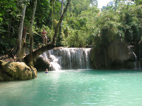 Laos adventure holiday, Bangkok to Vang Vieng 