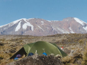 Climbing Kilimanjaro, 7 days Machame Route