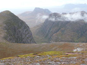Walking navigation & mountaineering courses in Scotland