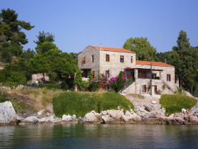 Holistic vacation in Greece