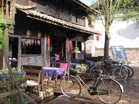 Yunnan cycling vacation in China