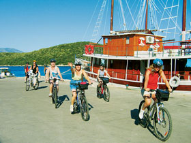 Cycling and cruising vacation in Croatia