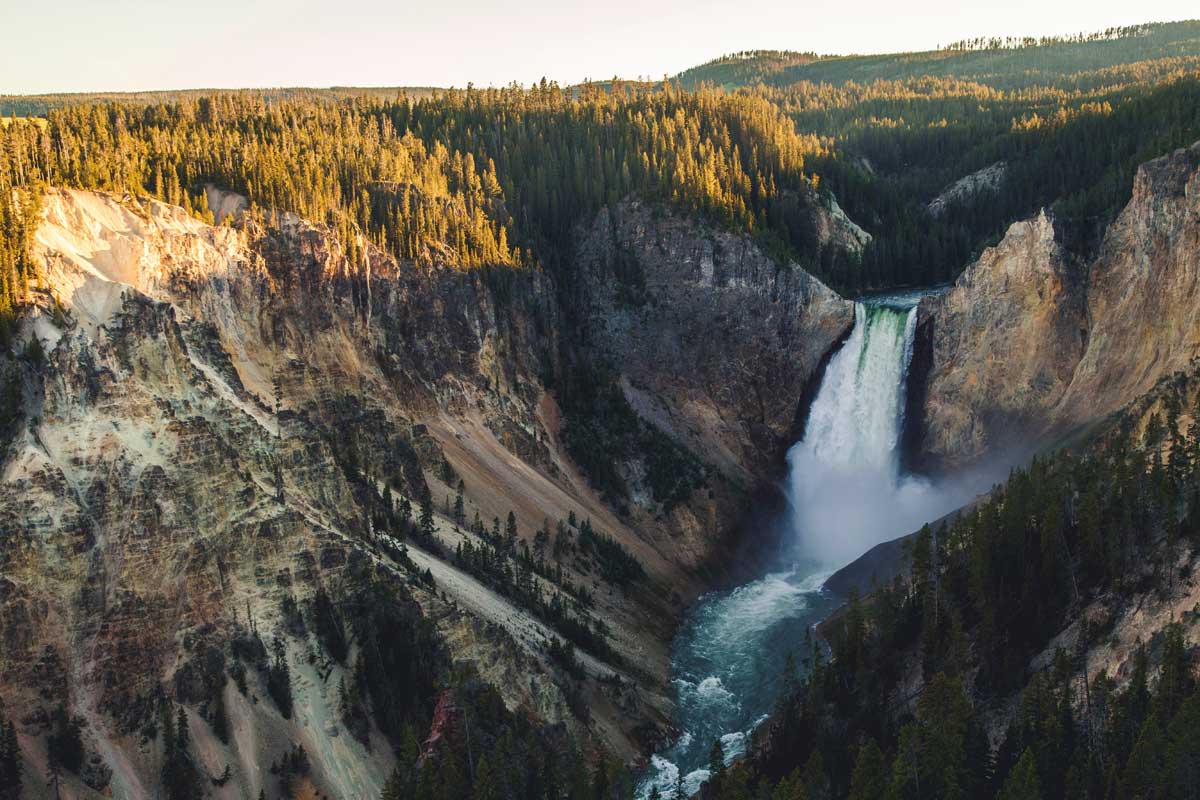 Best time to go to Yellowstone National Park