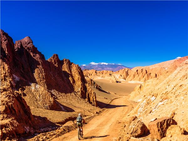 Chile and Argentina cycling vacation