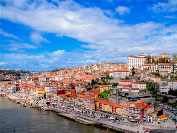 Porto to Lisbon guided cycling holiday