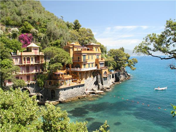 Italian Riviera walking and gastronomy holiday