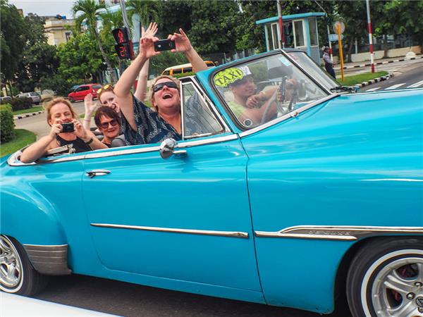 Cuba tour, small group with added comfort