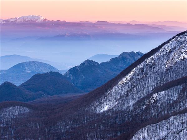 Appennines nature and walking vacation, Italy