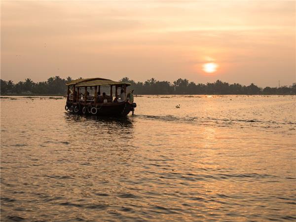 India north and south tour, in comfort