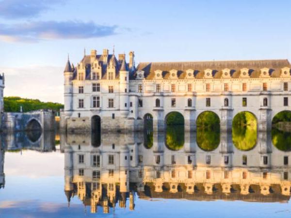 Loire Valley by bike vacation