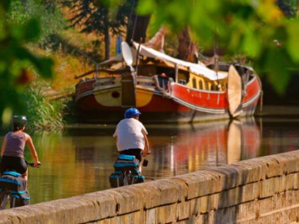 Canal Du Midi self guided cycling vacation