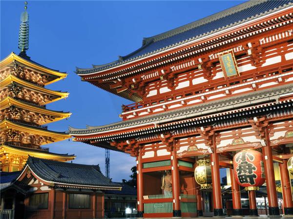 Japan in depth, footsteps of the Shogun