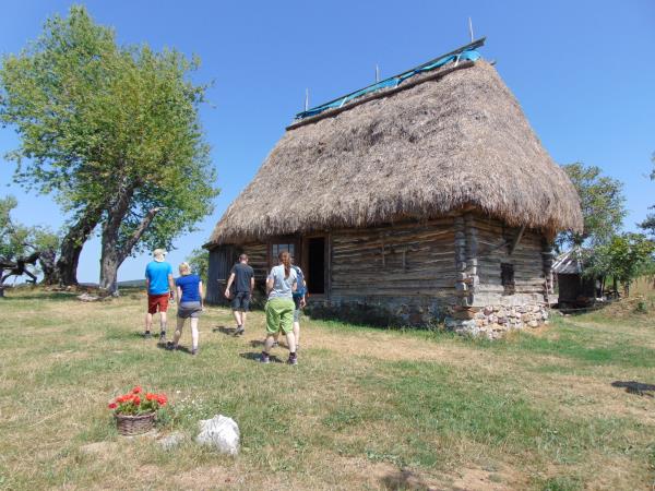 Romania activity vacation, Western Carpathians