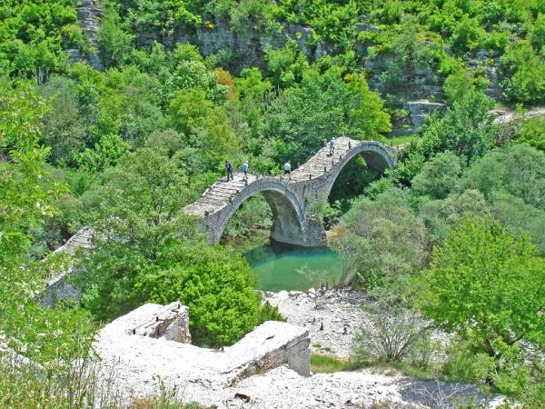 Greece self drive vacations, Vikos' Unesco Geopark