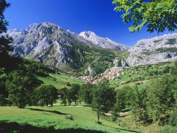 Picos de Europa hiking vacation, Spain