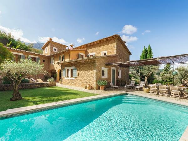 Luxury villa in Mallorca, sleeps 8