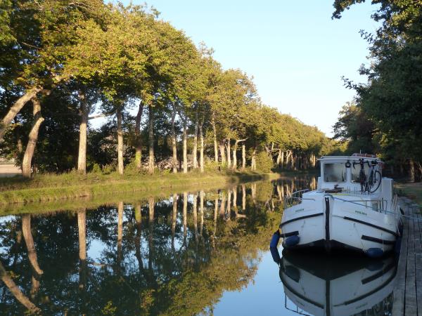 Canal Du Midi self guided cycling vacation